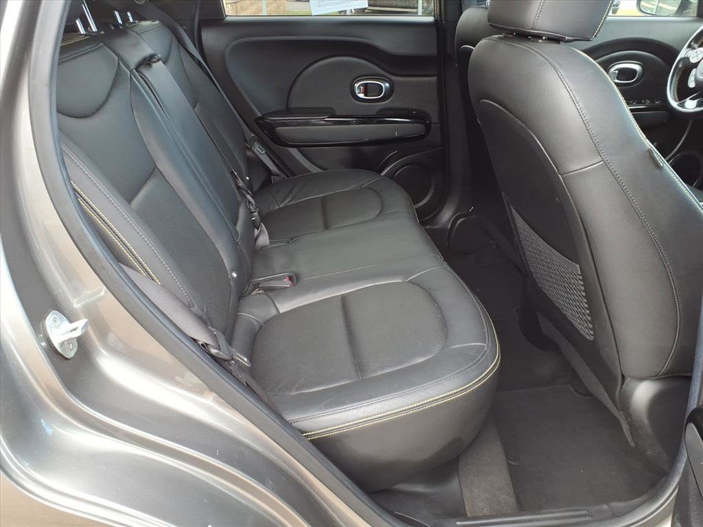 Used 2015 Kia Soul + w/ Primo Package image 12