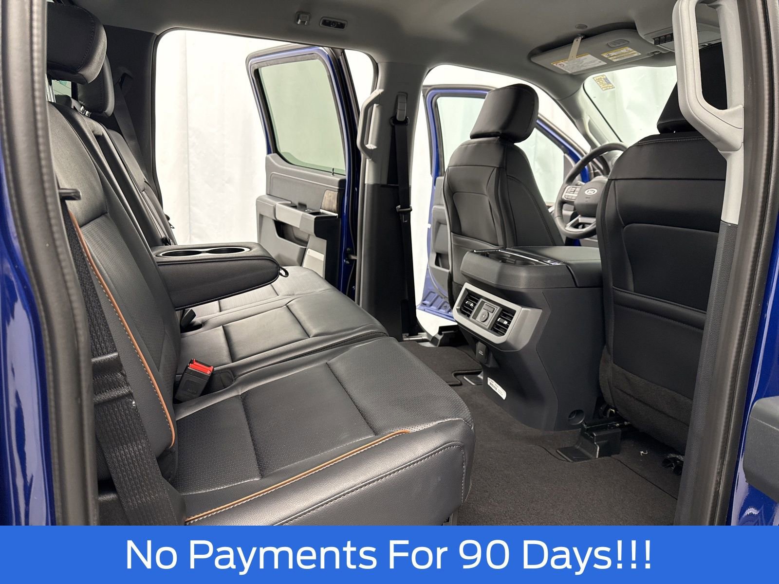 New 2026 Ford F250 Lariat w/ Black Appearance Package image 38