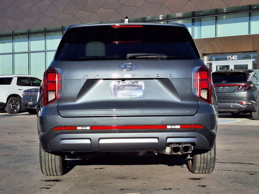 Used 2024 Hyundai Palisade SEL w/ Premium Package image 4
