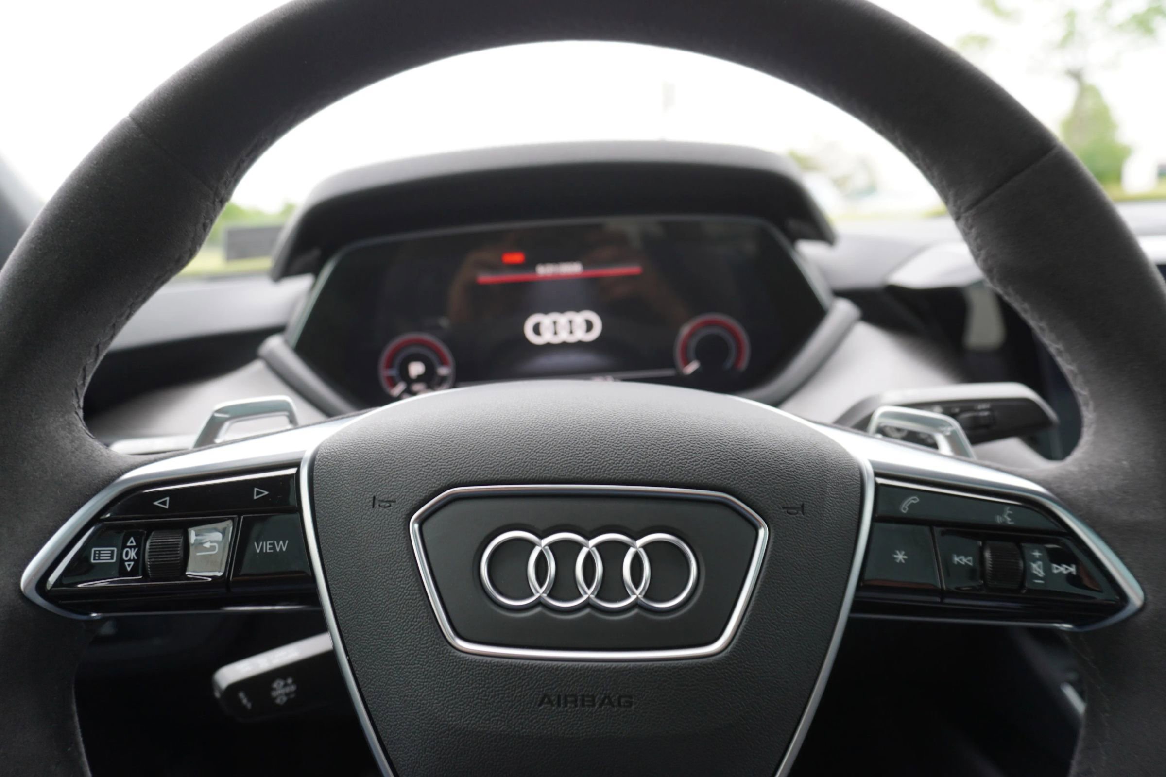 Used 2022 Audi e-tron GT Premium Plus AWD/4WD image 22