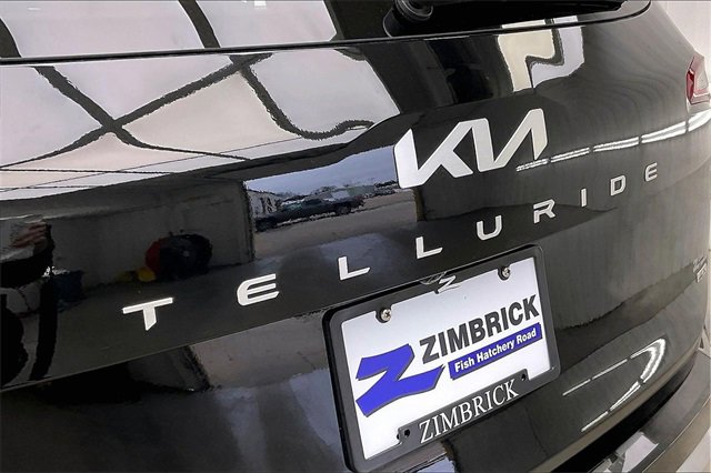 Used 2023 Kia Telluride S w/ S Sunroof Package image 9