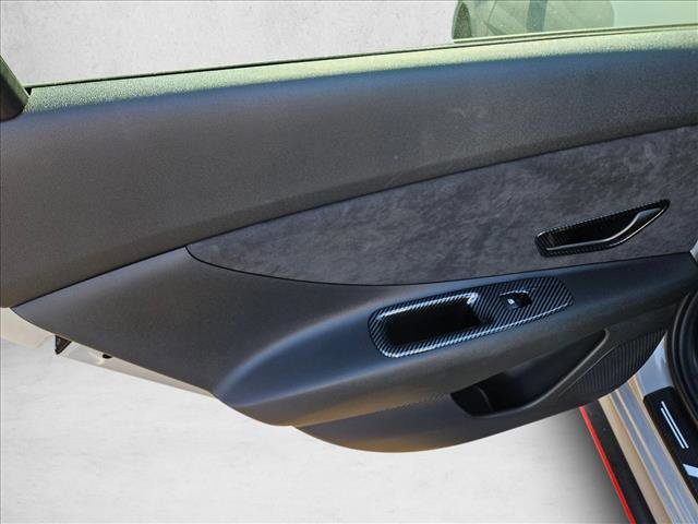 Used 2025 Hyundai Elantra N image 11