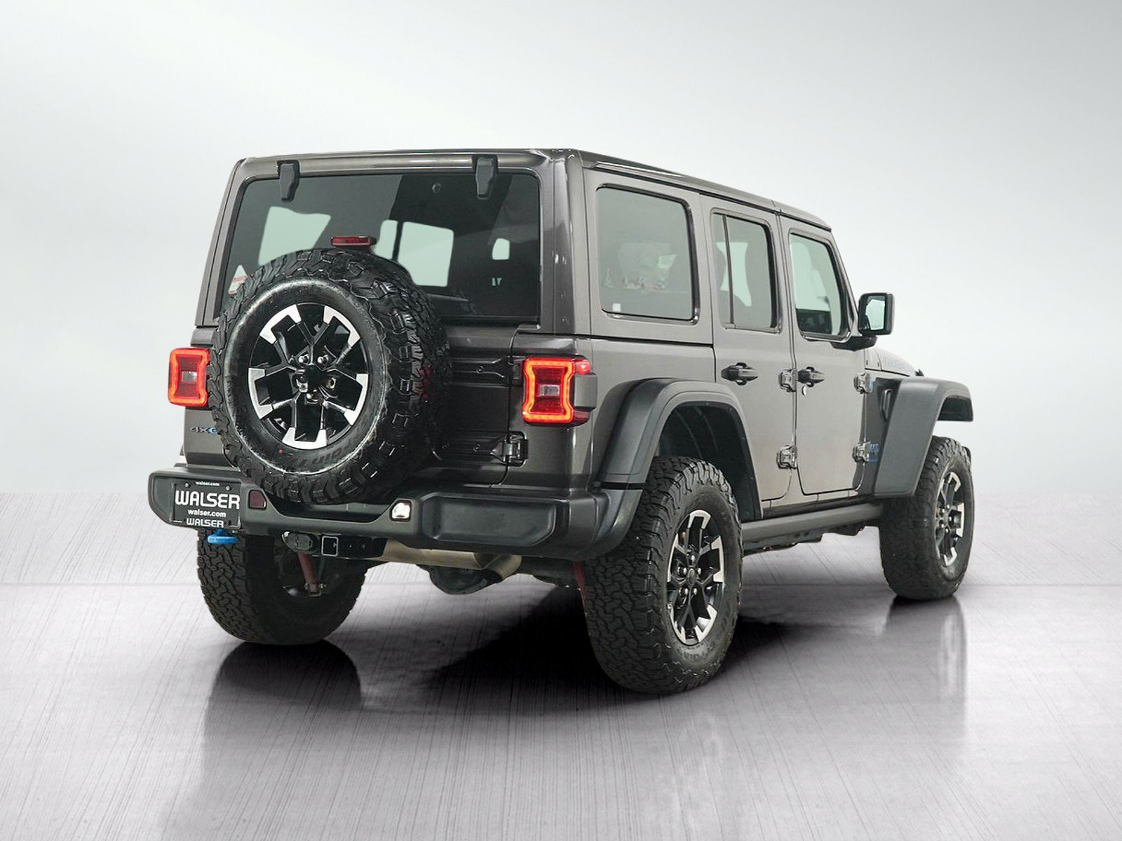 Used 2025 Jeep Wrangler Unlimited Rubicon 4xe w/ Convenience Group AWD/4WD image 5