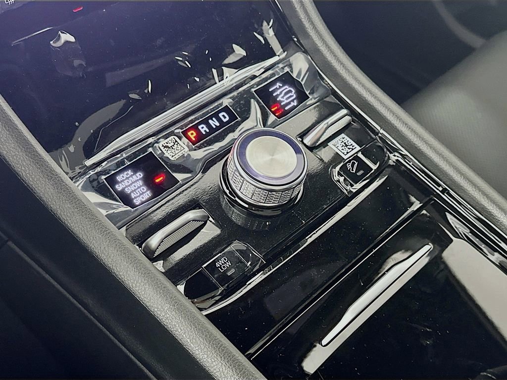 New 2025 Jeep Grand Cherokee Overland w/ Adv Protech Group III image 12