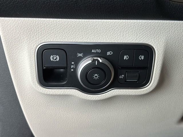 Certified 2026 Mercedes-Benz GLB 250 4MATIC image 26