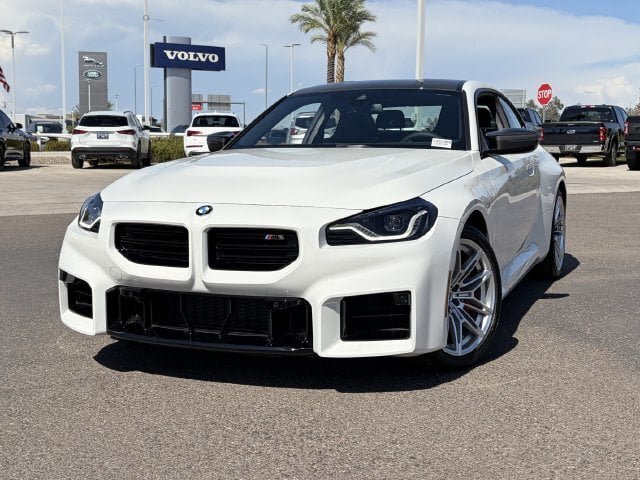 New 2026 BMW M2 w/ Lighting Package RWD image 3