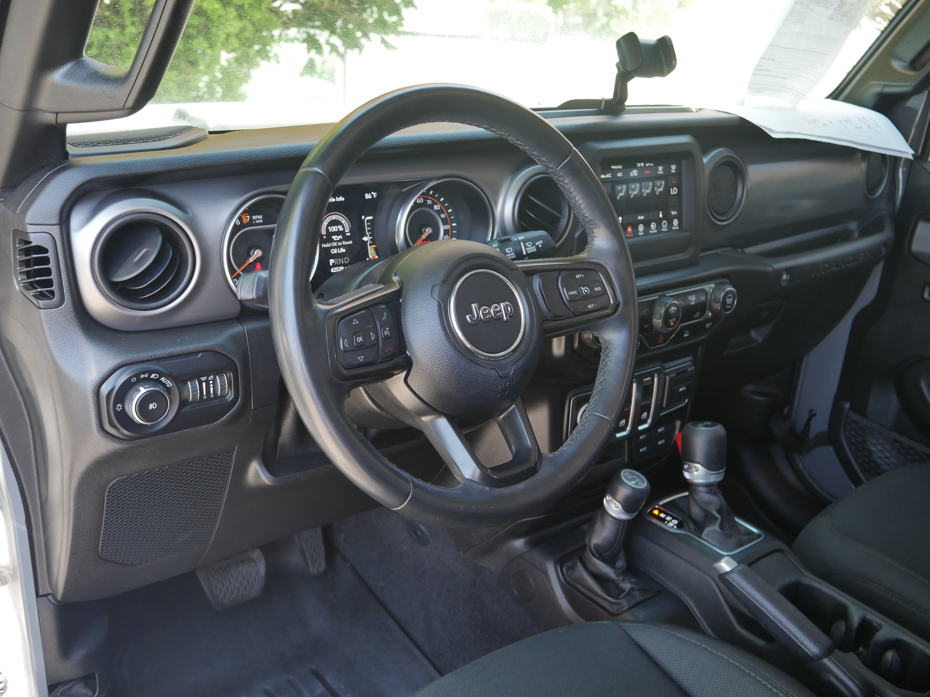 Used 2021 Jeep Wrangler Sport AWD/4WD image 4