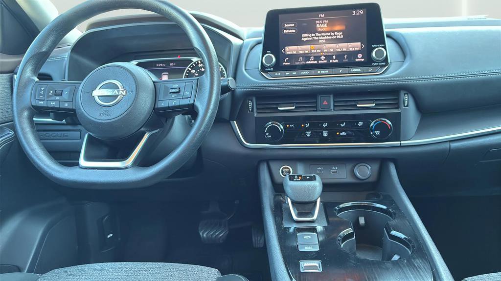 Used 2022 Nissan Rogue S image 15