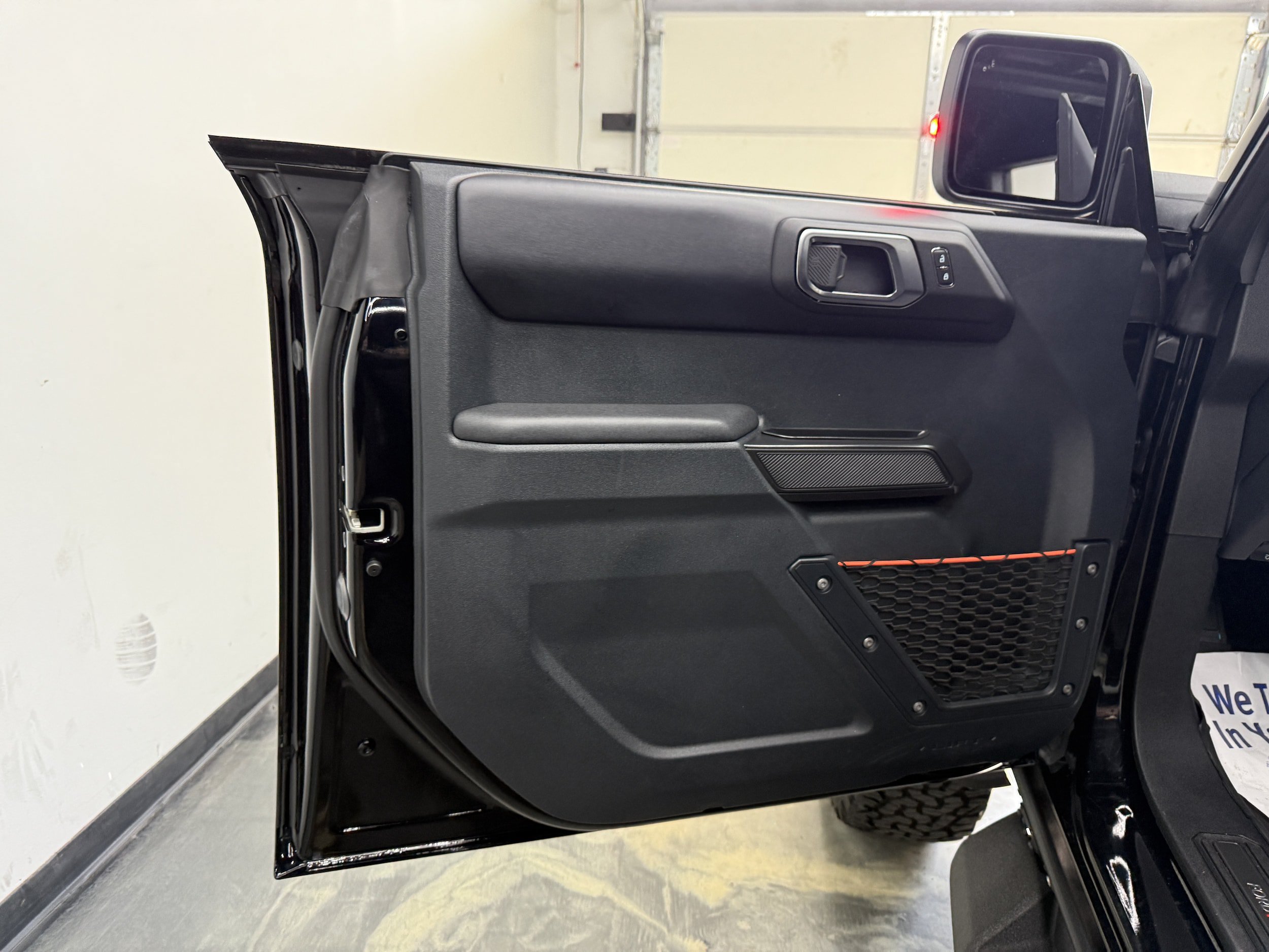 Used 2024 Ford Bronco Raptor w/ Interior Carbon Fibre Pack AWD/4WD image 13