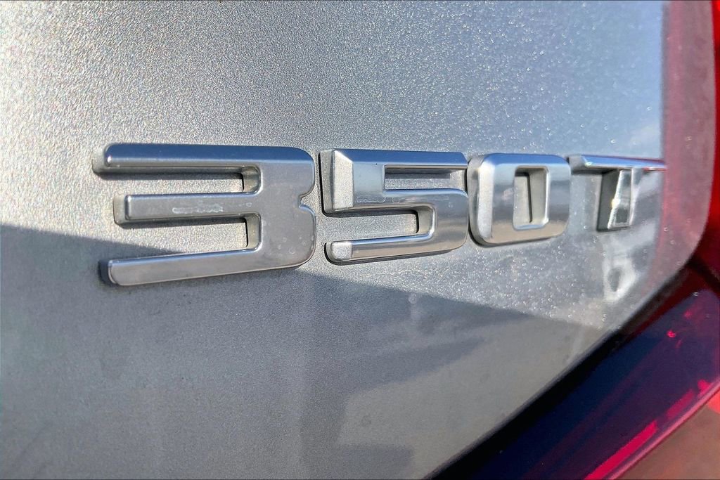 Used 2025 Cadillac XT4 Premium Luxury image 41