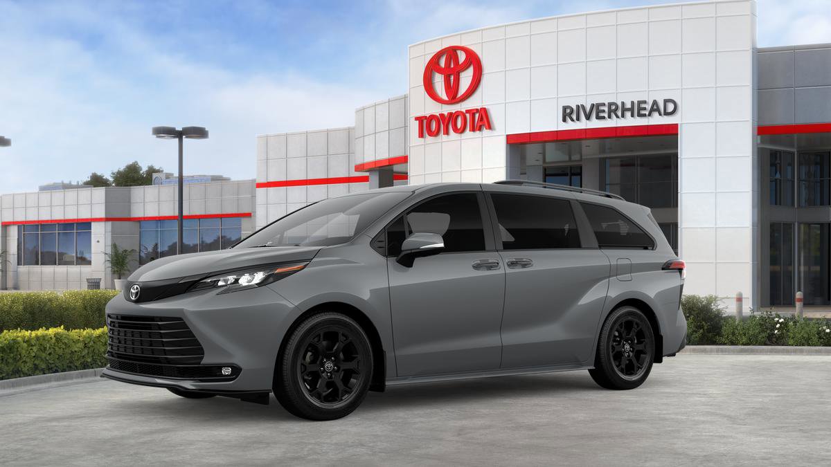 New 2026 Toyota Sienna XLE Woodland Edition image 4