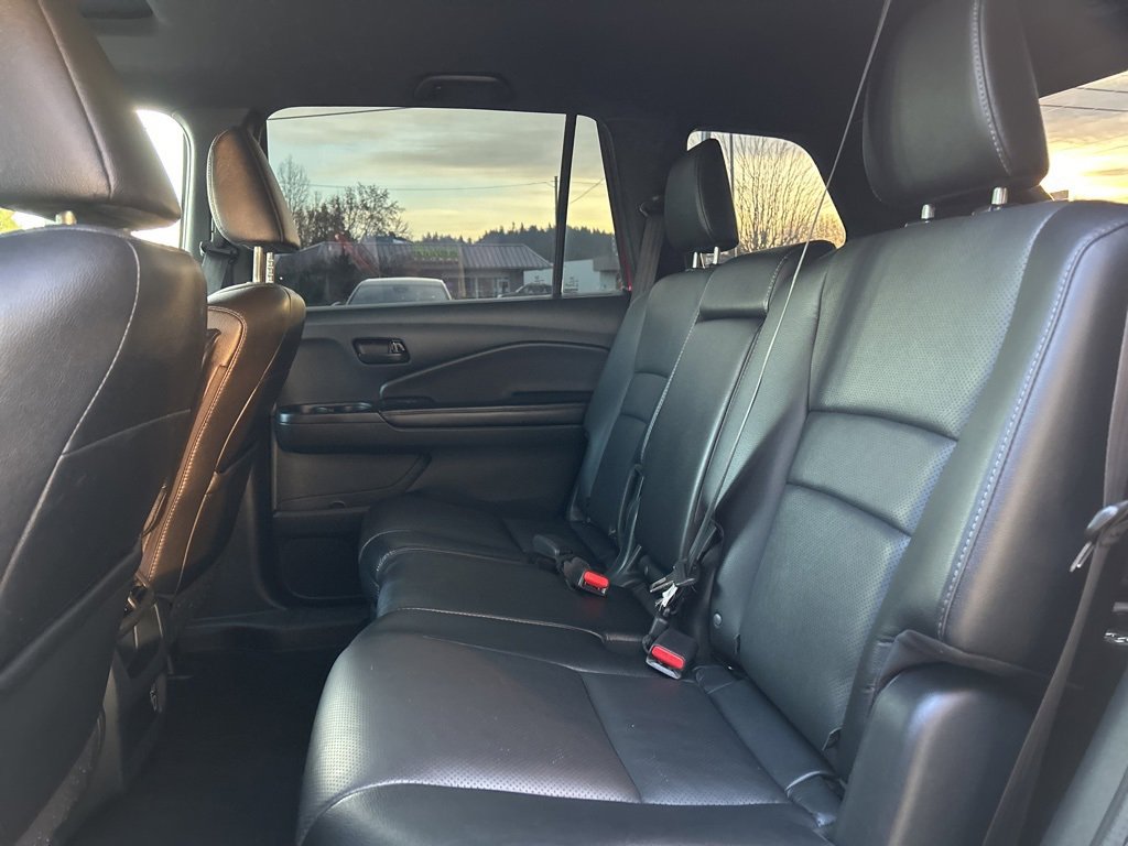 Used 2023 Honda Passport EX-L image 12