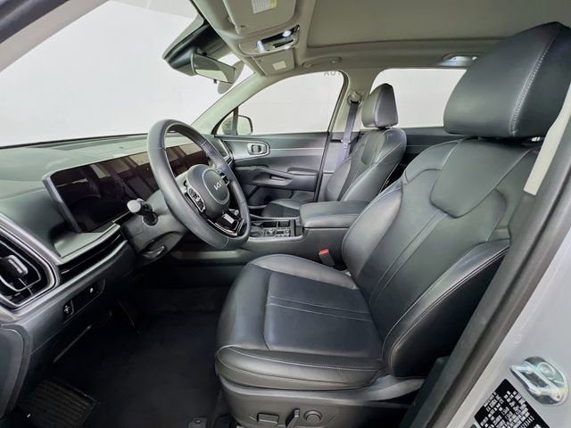 Used 2024 Kia Sorento S w/ Panoramic Sunroof Package image 10