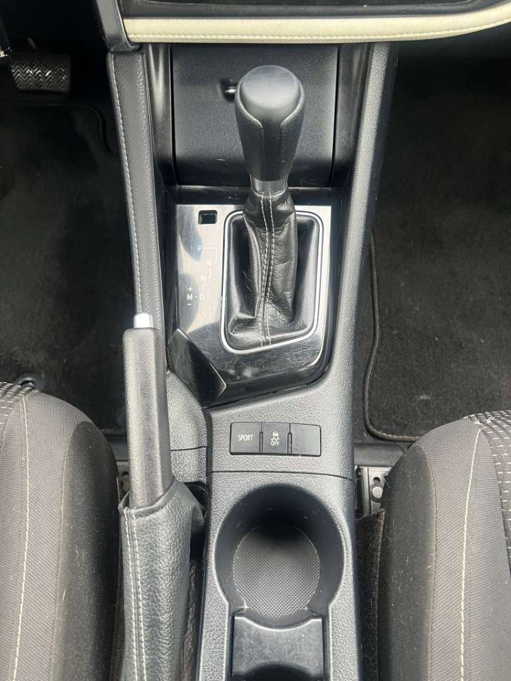 Used 2018 Toyota Corolla iM image 28