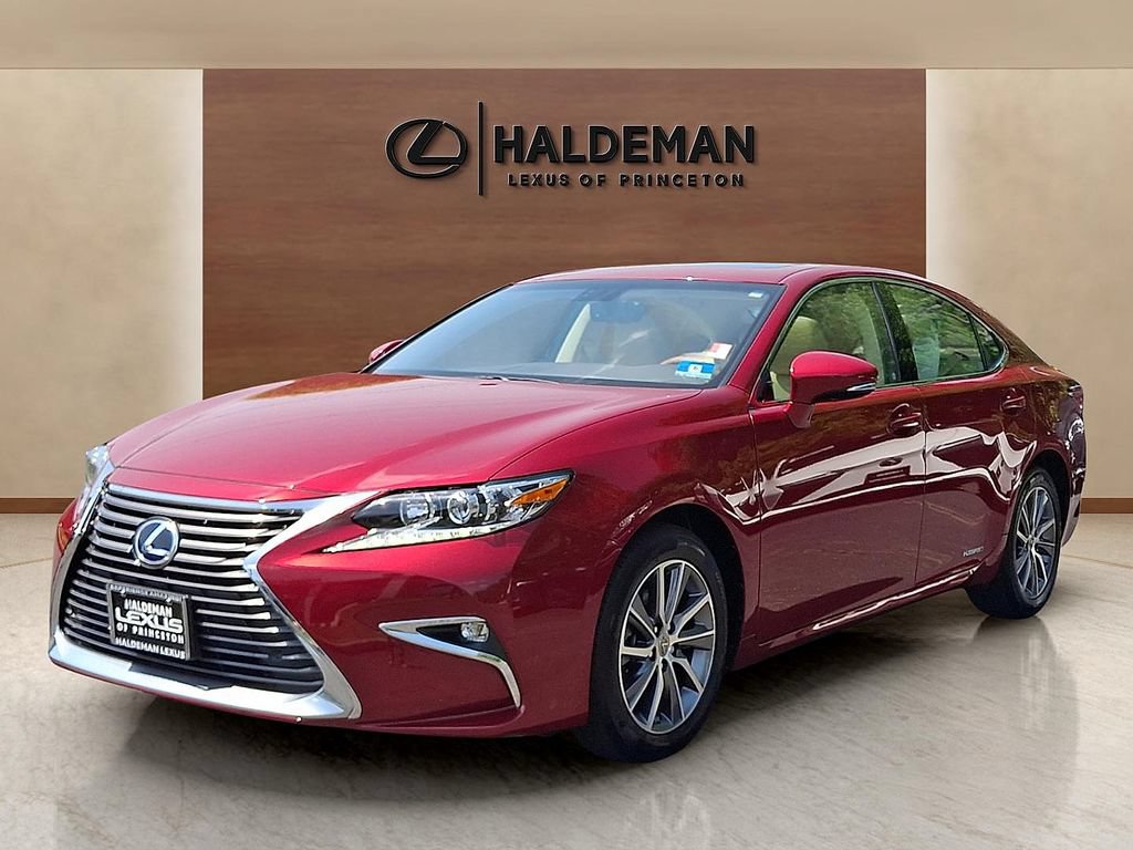 Used 2016 Lexus ES 300h w/ Navigation System Package FWD image 3