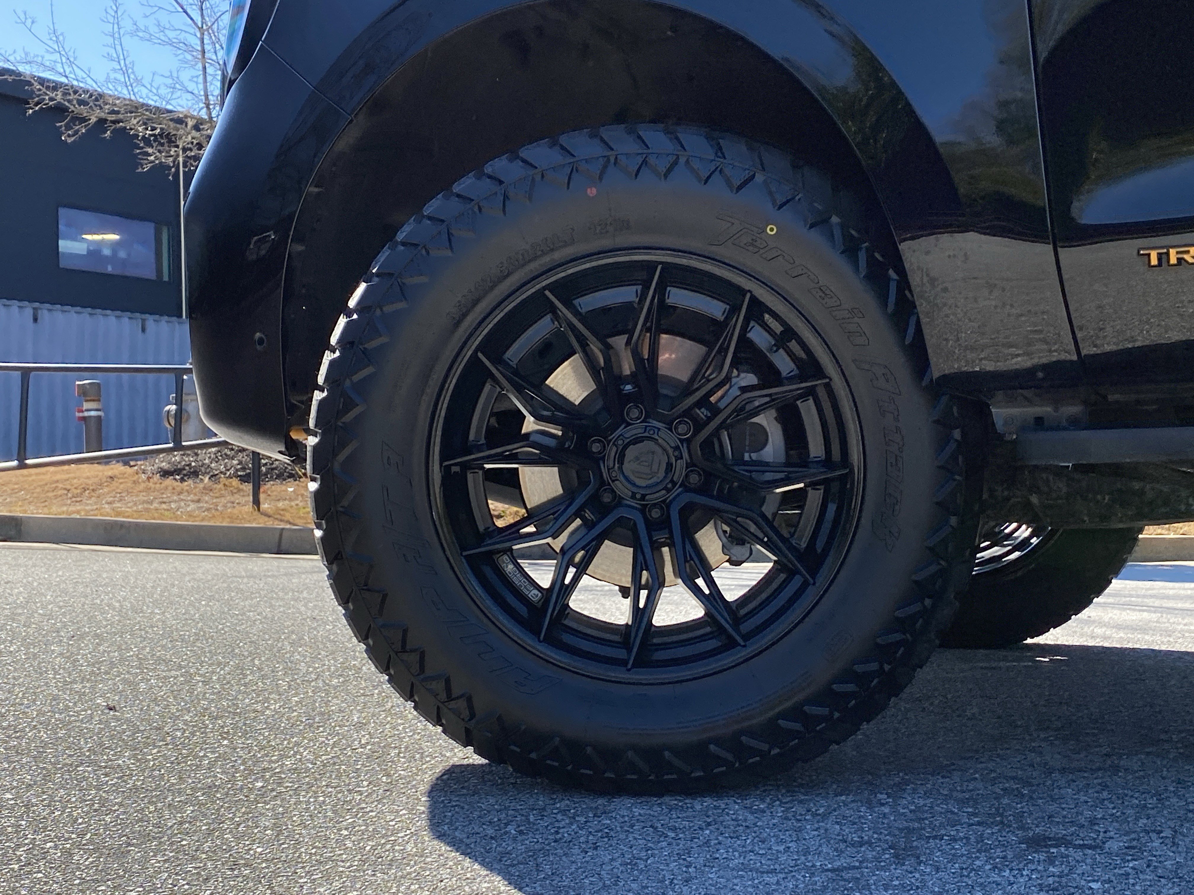 Used 2025 Ford Expedition Tremor image 17