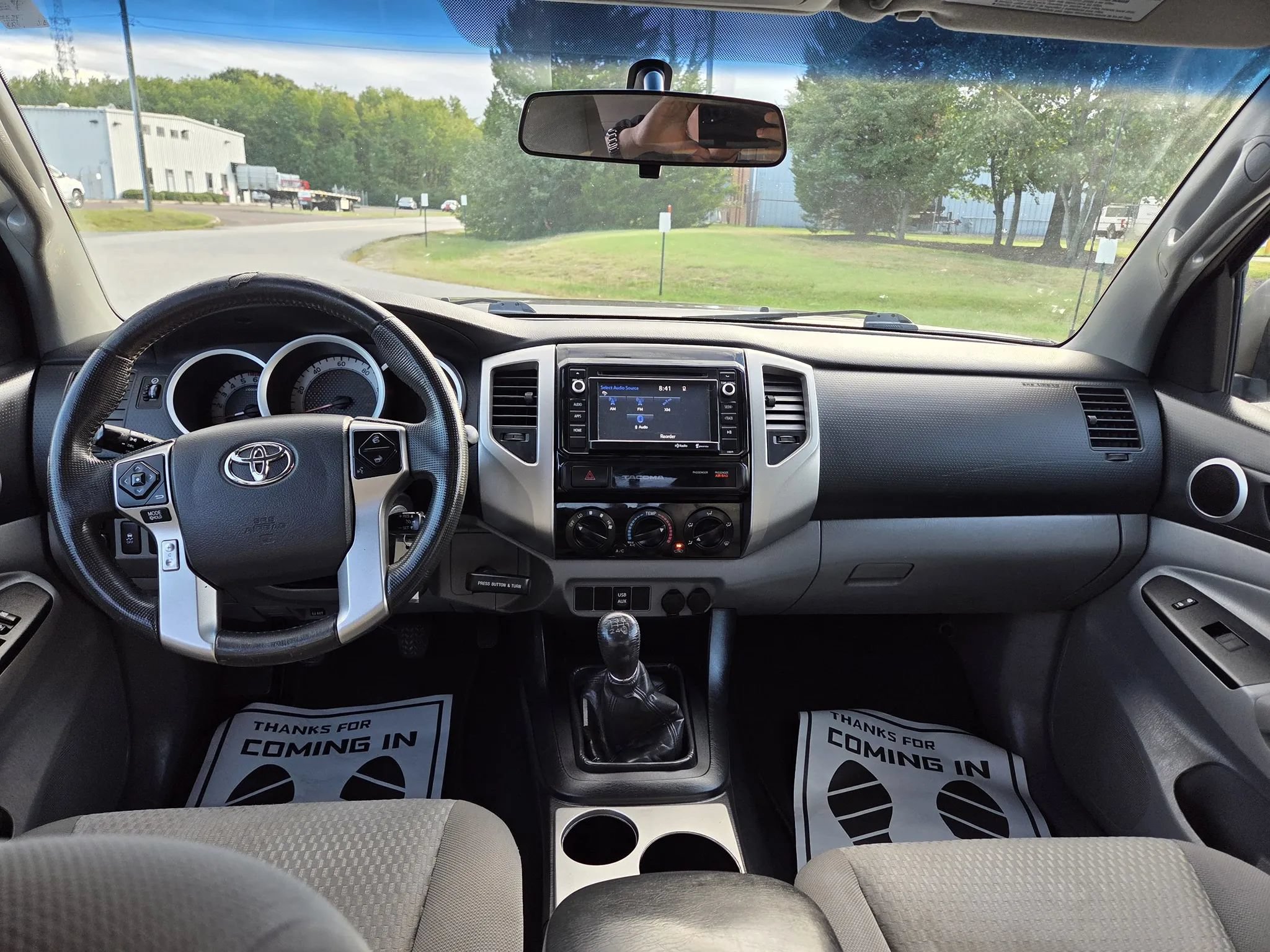 Used 2015 Toyota Tacoma 2WD Access Cab w/ SR5 Package image 13