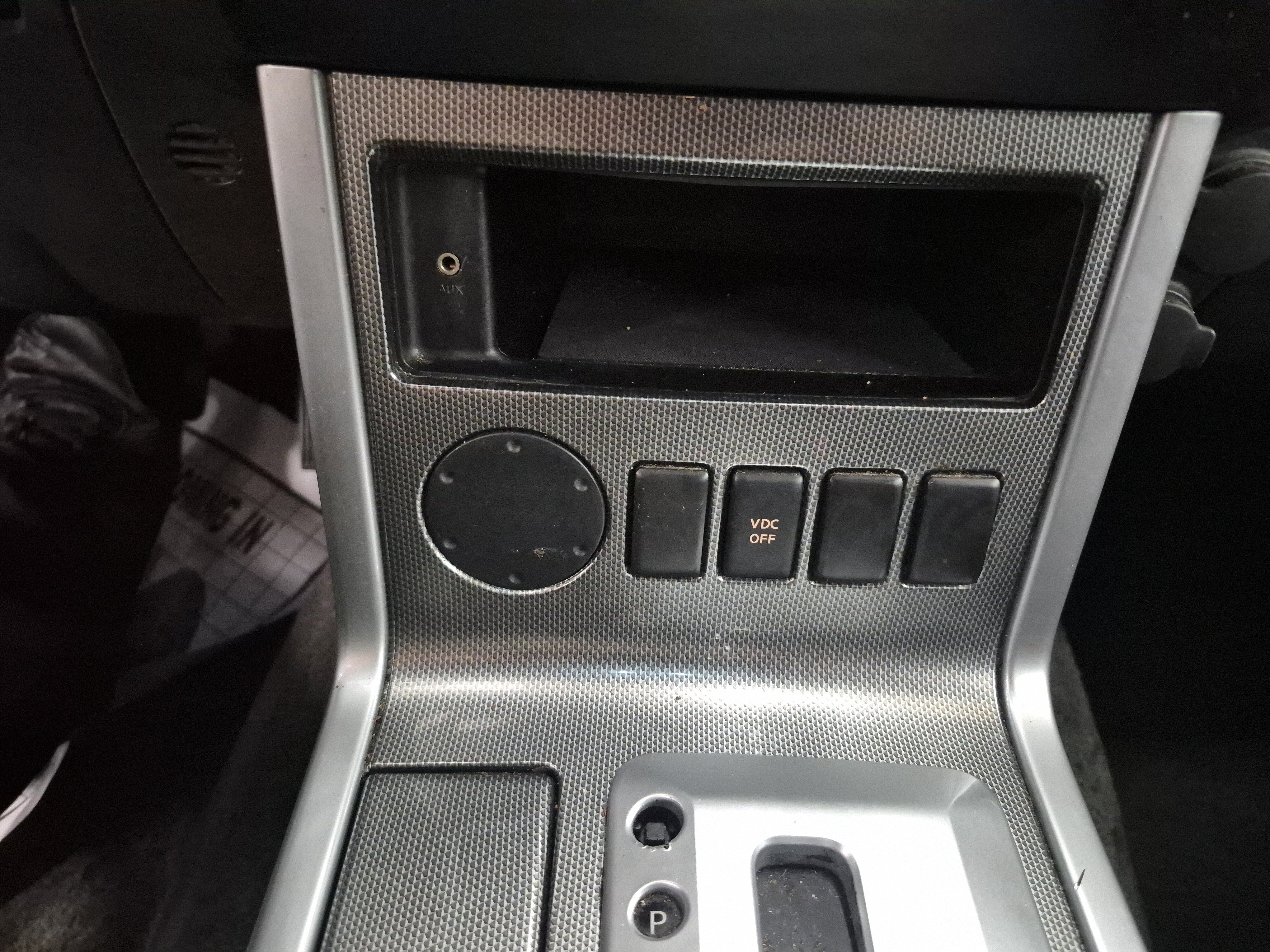 Used 2011 Nissan Pathfinder SV w/ Protection Pkg RWD image 27