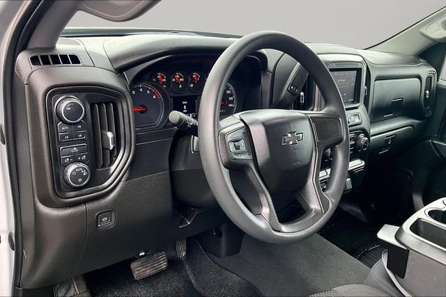 Used 2021 Chevrolet Silverado 1500 Custom Trail Boss w/ LPO, Dark Essentials Package AWD/4WD image 12