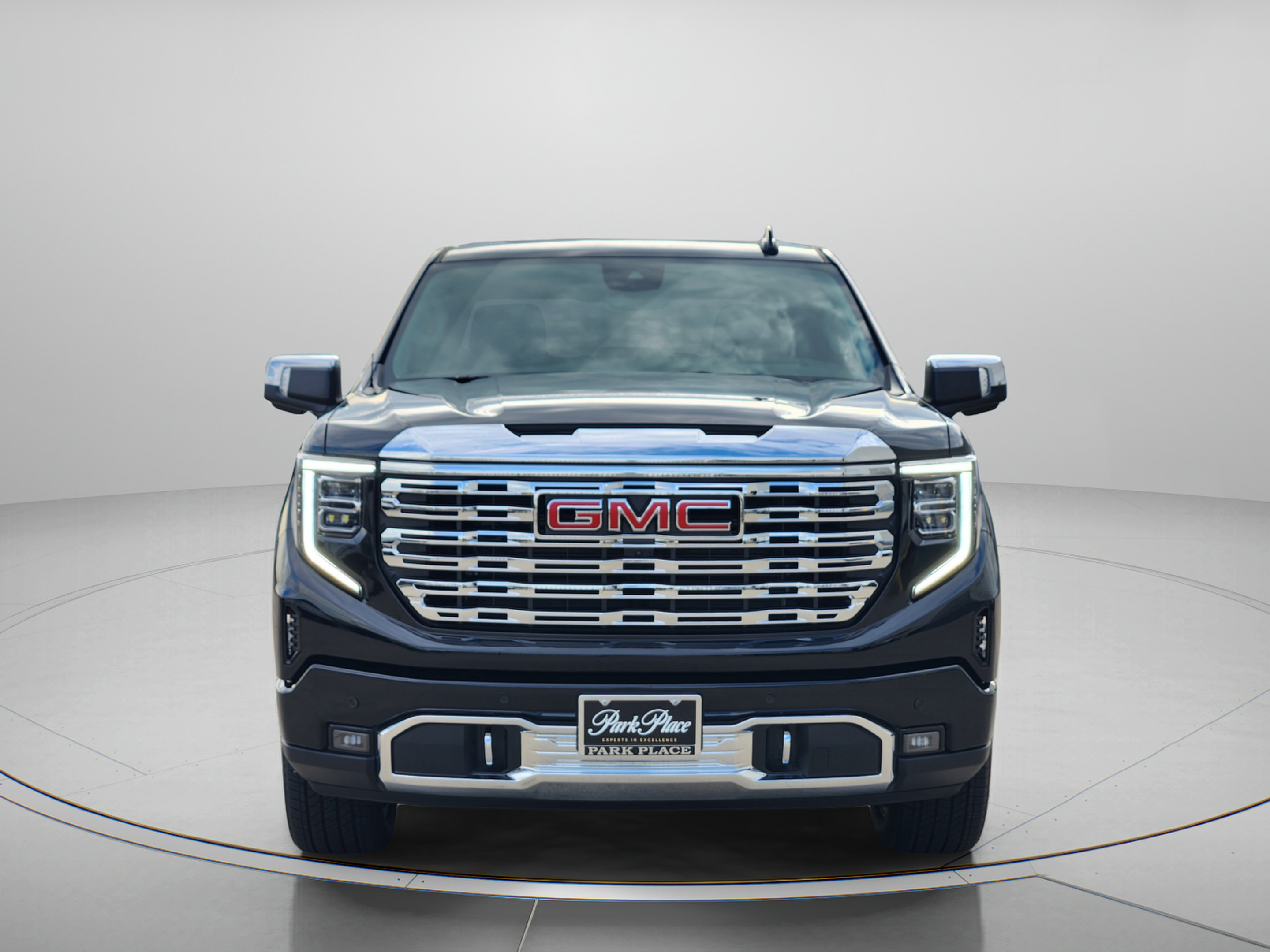 Used 2026 GMC Sierra 1500 Denali w/ Denali Reserve Package AWD/4WD image 6