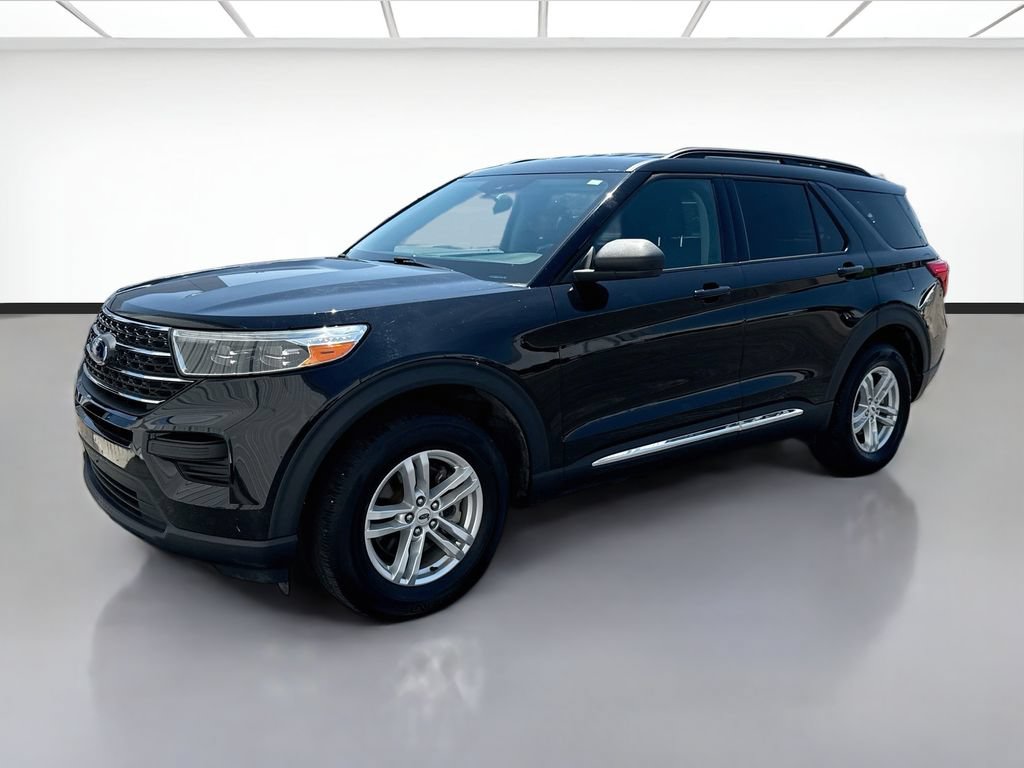 Used 2022 Ford Explorer XLT AWD/4WD image 1
