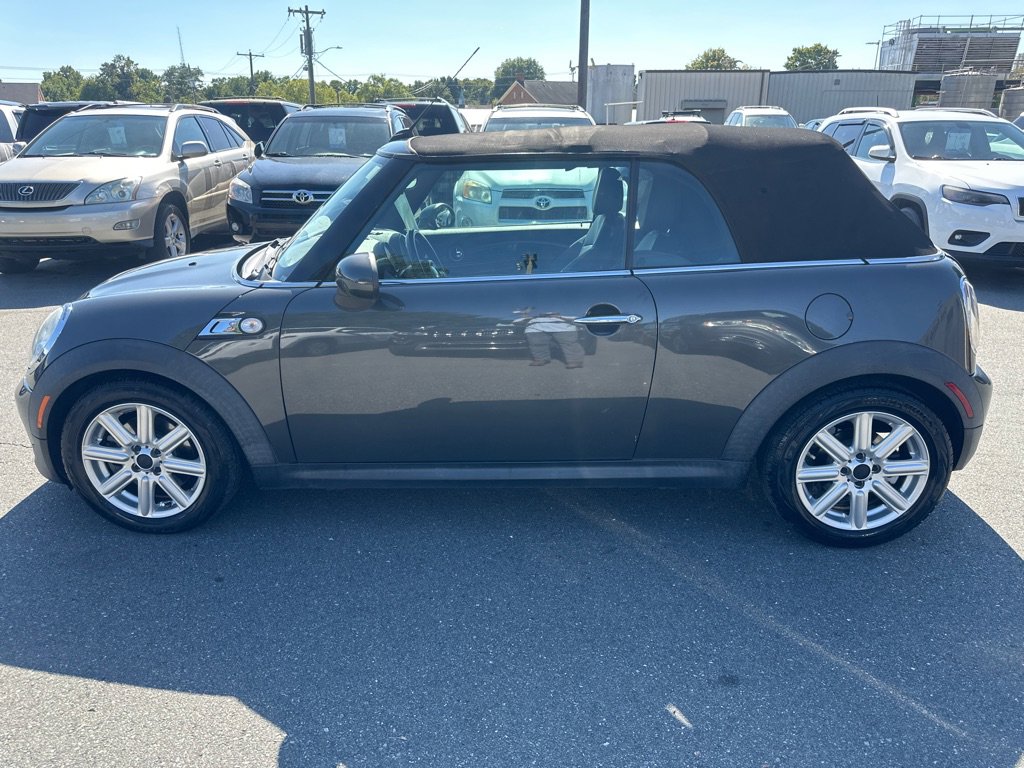 Used 2011 MINI Cooper S image 2