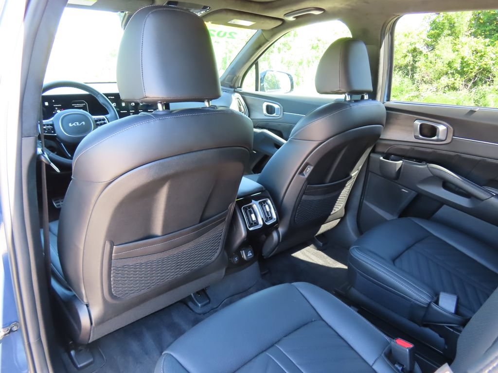 Certified 2024 Kia Sorento SX Prestige AWD/4WD image 33