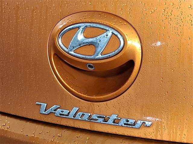 Used 2014 Hyundai Veloster Turbo w/ Turbo Technology Package 04 image 29