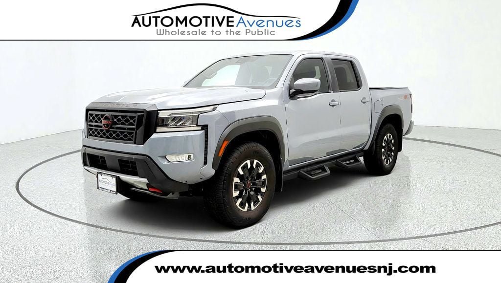 Used 2023 Nissan Frontier PRO-4X w/ Pro Convenience Package AWD/4WD image 1