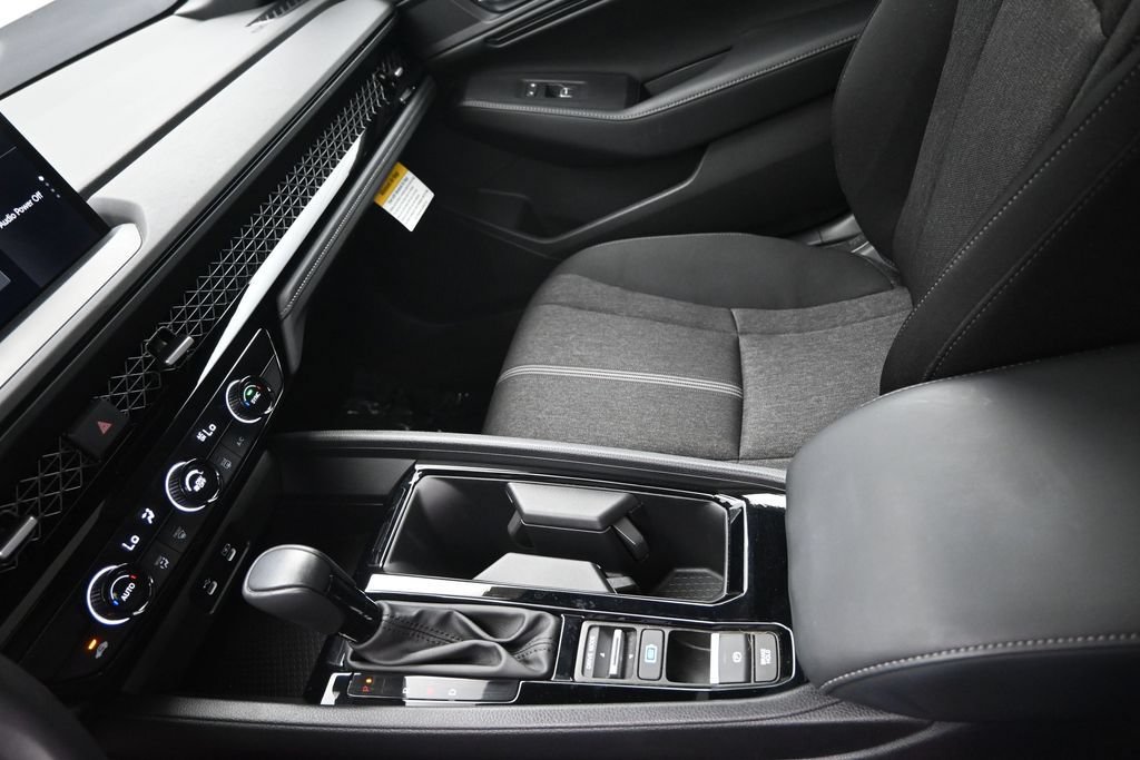 Used 2024 Honda Accord Sport image 15