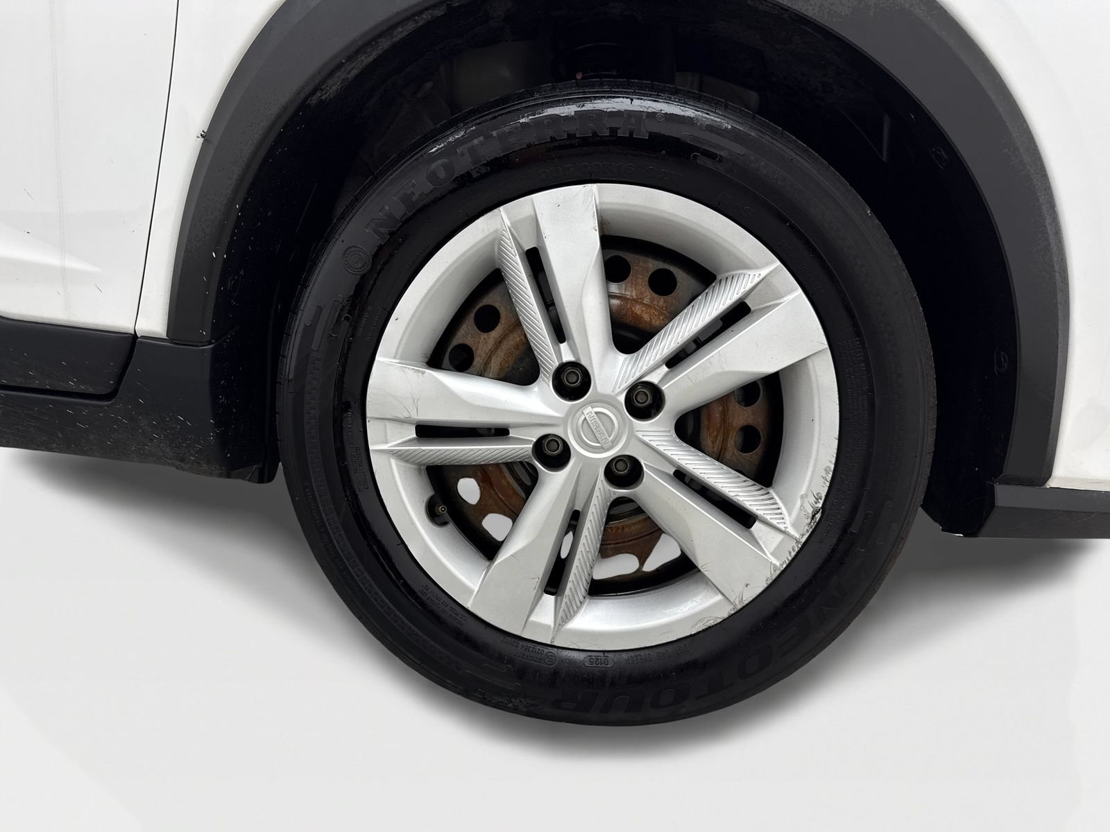Used 2023 Nissan Kicks S FWD image 47