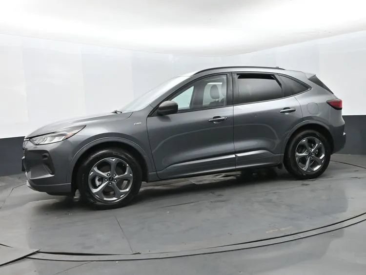 Used 2024 Ford Escape ST-Line FWD image 5