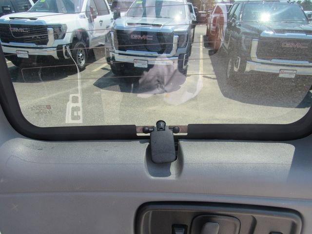 Certified 2023 Chevrolet Express 3500 LT w/ LT Preferred Equipment Group RWD image 30