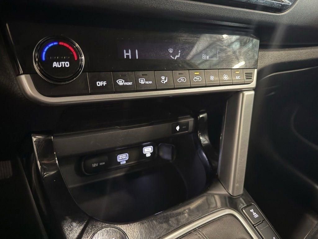 Used 2021 Kia Seltos SX w/ SX Sunroof Package image 13