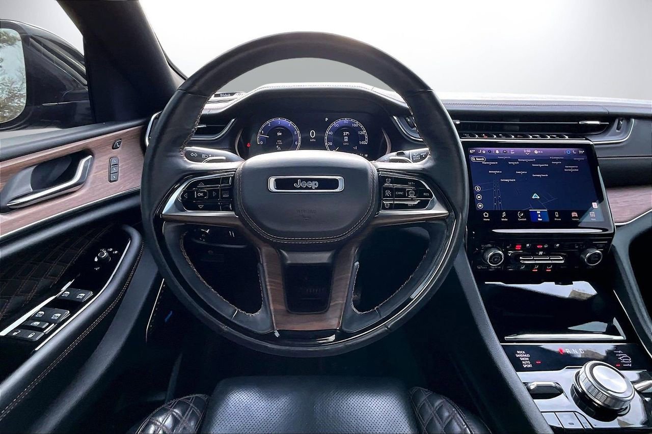 Certified 2022 Jeep Grand Cherokee Summit w/ Adv Protech Group IV image 11