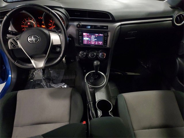 Used 2015 Scion tC image 9