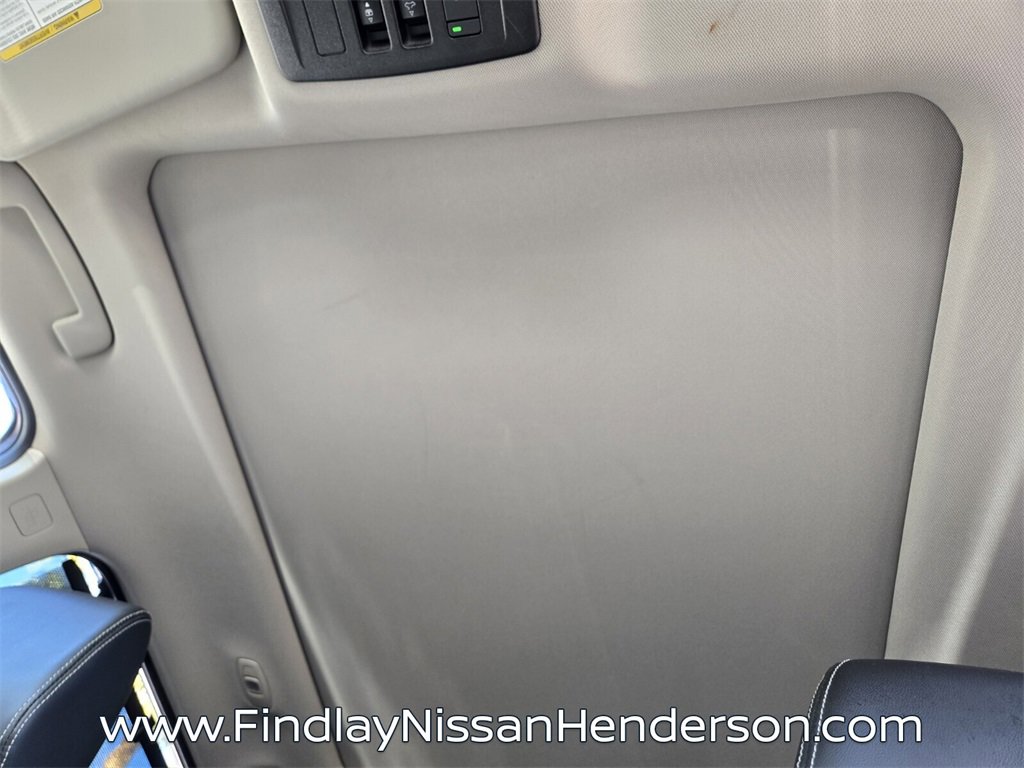 Used 2021 Nissan Rogue SL w/ Premium Package image 11