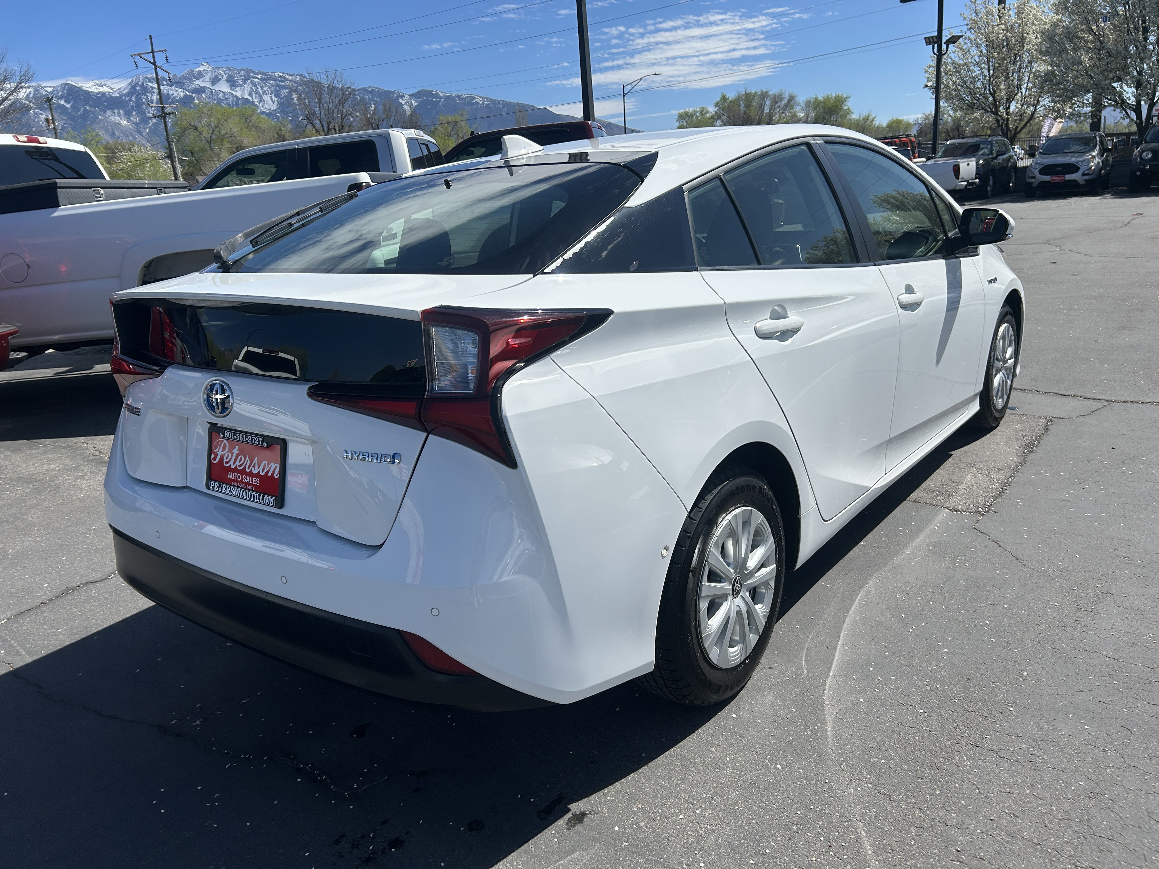 Used 2019 Toyota Prius LE image 7