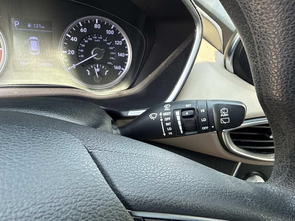 Used 2020 Hyundai Santa Fe SE w/ Cargo Package FWD image 34