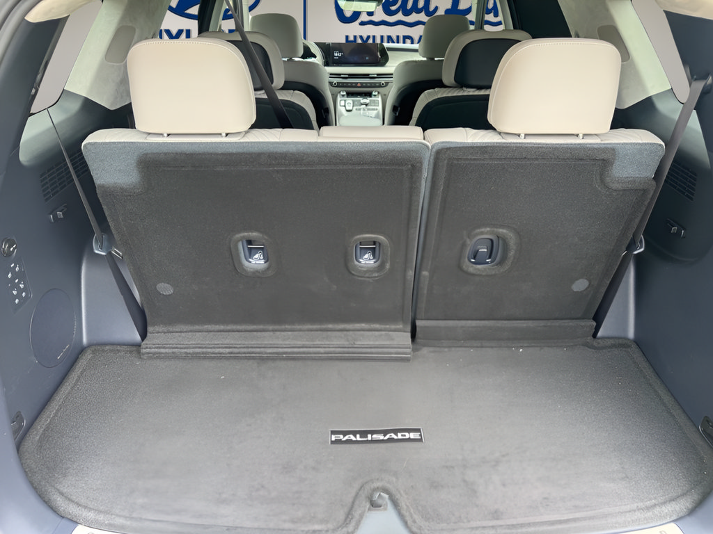 Used 2025 Hyundai Palisade Calligraphy FWD image 9