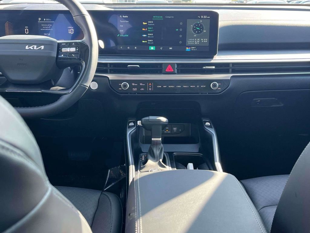 Used 2026 Kia Sorento S w/ S Panoramic Sunroof Package FWD image 3