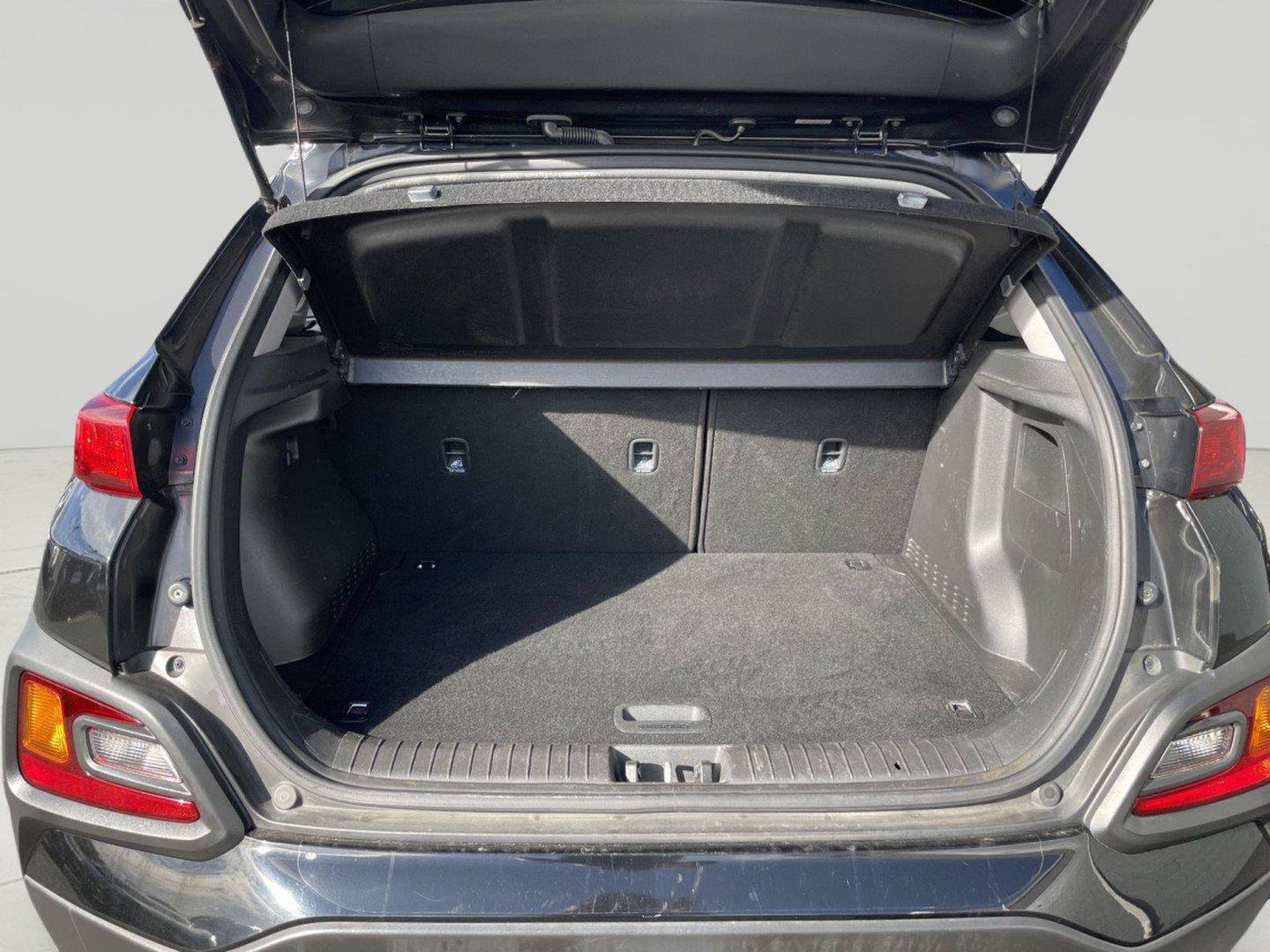 Used 2019 Hyundai Kona SEL AWD/4WD image 9