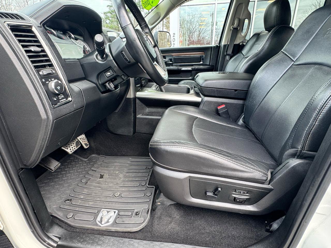 Used 2018 RAM 2500 Laramie w/ Sport Appearance Group image 35