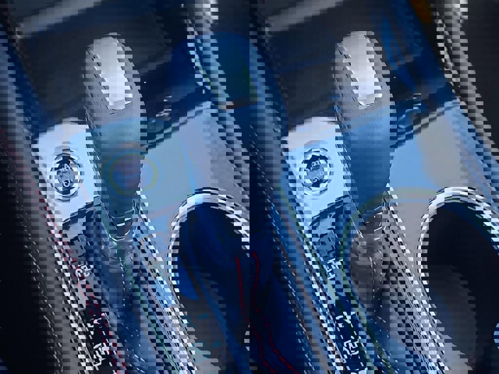 New 2025 Nissan Altima 2.5 SR image 13