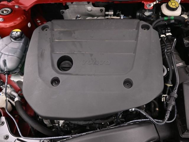 Used 2023 Volvo XC40 B4 Plus w/ Driver Assist Package FWD image 35
