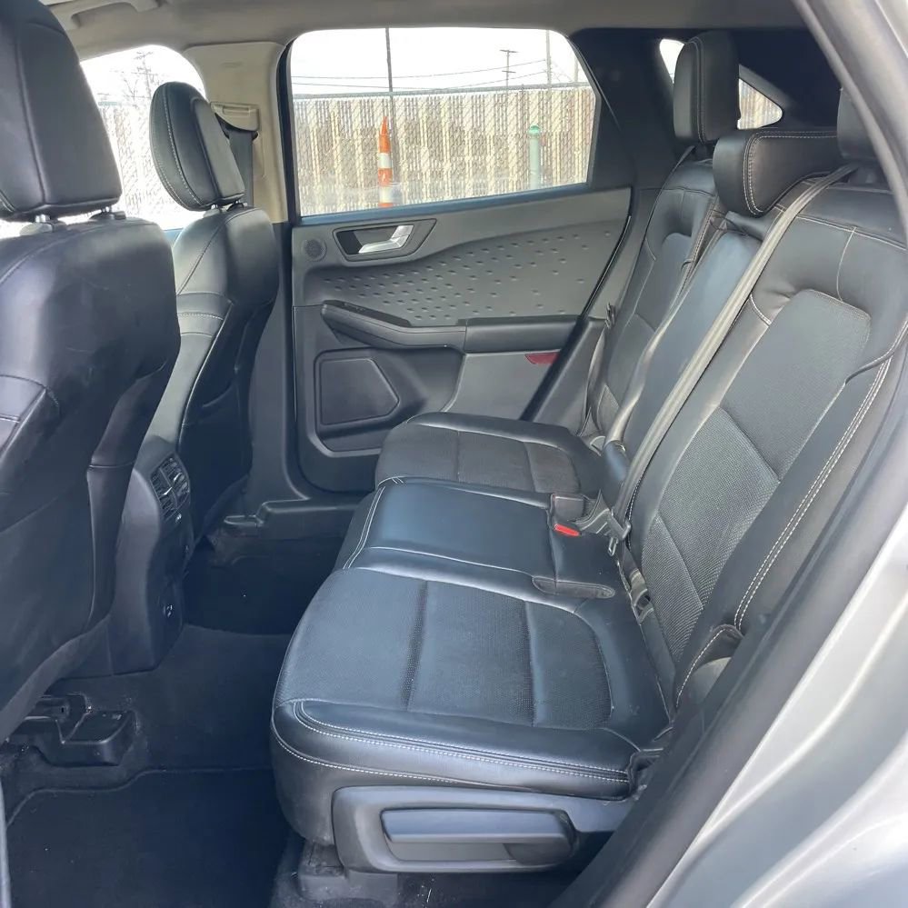 Used 2020 Ford Escape Titanium AWD/4WD image 10