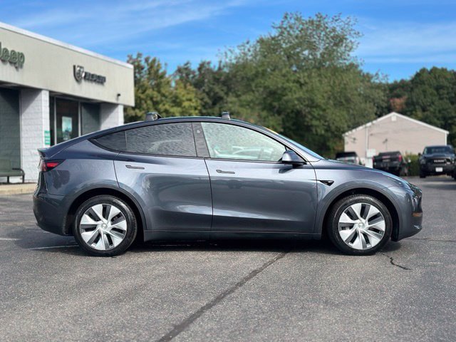 Used 2023 Tesla Model Y Long Range AWD/4WD image 6