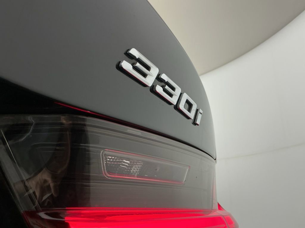 Certified 2023 BMW 330i Sedan w/ Driving Assistance Package RWD image 31