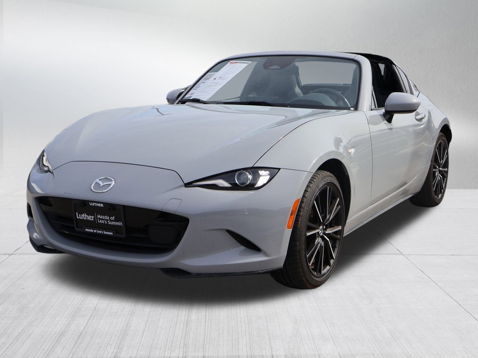 Used 2024 MAZDA MX-5 Miata RF Grand Touring image 3