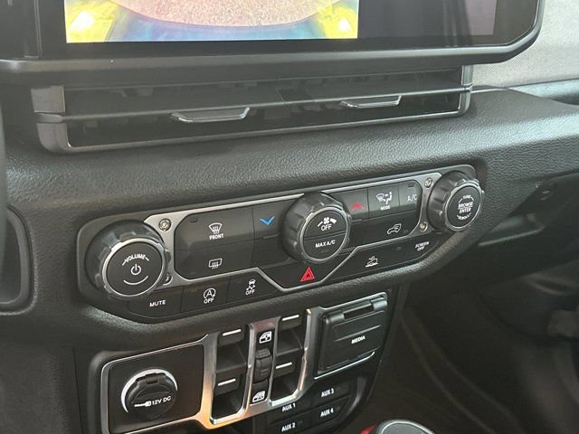 New 2026 Jeep Gladiator Sport image 32